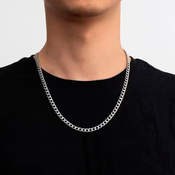 cadenaplateadaWebcuatro