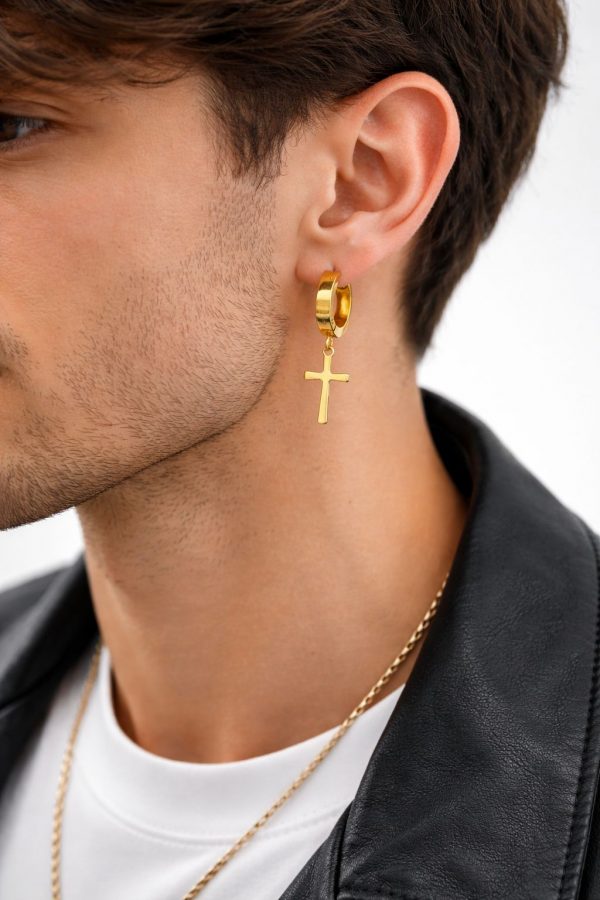 aros dorados con cruz modelo