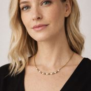 gargantilla perlitas modelo