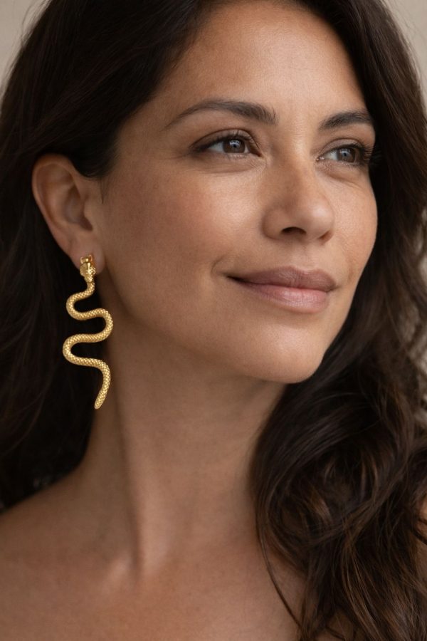 pedientes de serpiente modelo pedientes de serpiente modelo