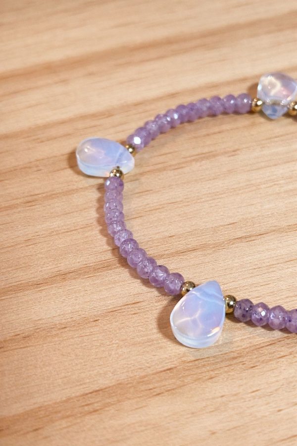 pulsera bolitas de cerca