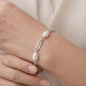 pulsera de acdena y perlas modelo p